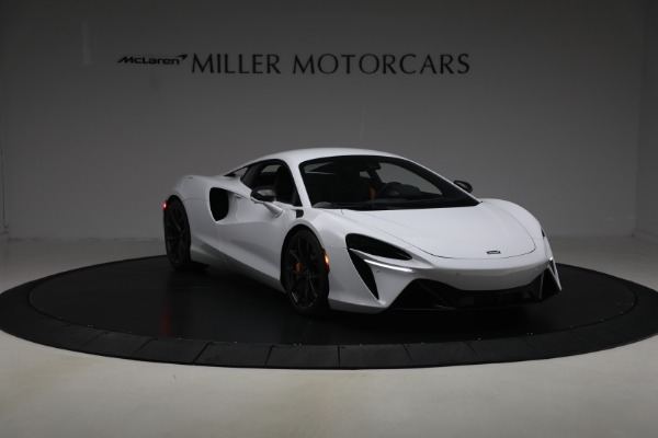 Used 2023 McLaren Artura Performance for sale $162,900 at Alfa Romeo of Westport in Westport CT 06880 11
