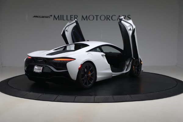 Used 2023 McLaren Artura Performance for sale $162,900 at Alfa Romeo of Westport in Westport CT 06880 18