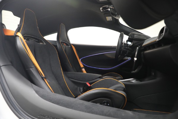 Used 2023 McLaren Artura Performance for sale $162,900 at Alfa Romeo of Westport in Westport CT 06880 25