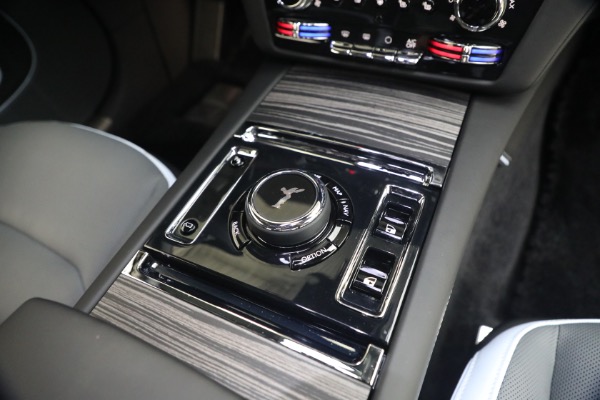 Used 2026 Rolls-Royce Spectre for sale $405,900 at Alfa Romeo of Westport in Westport CT 06880 27