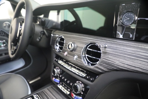 Used 2026 Rolls-Royce Spectre for sale $405,900 at Alfa Romeo of Westport in Westport CT 06880 28