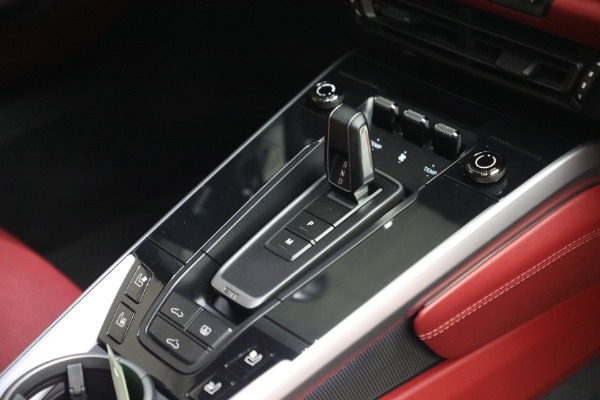 Used 2021 Porsche 911 Carrera S for sale $134,900 at Alfa Romeo of Westport in Westport CT 06880 24