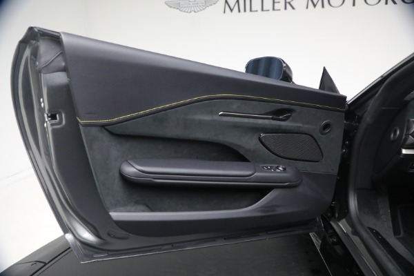 New 2026 Aston Martin Vantage S Roadster for sale $256,400 at Alfa Romeo of Westport in Westport CT 06880 28