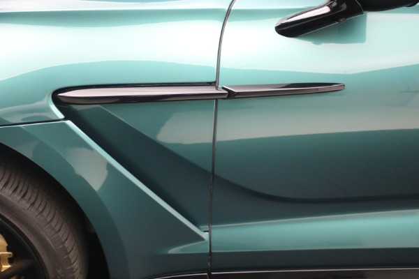 Used 2025 Aston Martin DBX 707 for sale $219,900 at Alfa Romeo of Westport in Westport CT 06880 15