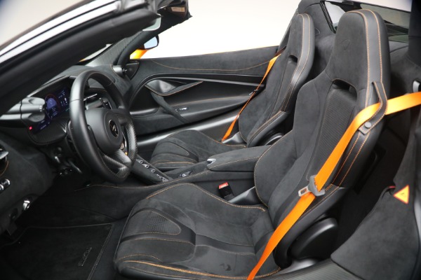 Used 2025 McLaren 750S Spider Performance for sale $369,900 at Alfa Romeo of Westport in Westport CT 06880 22