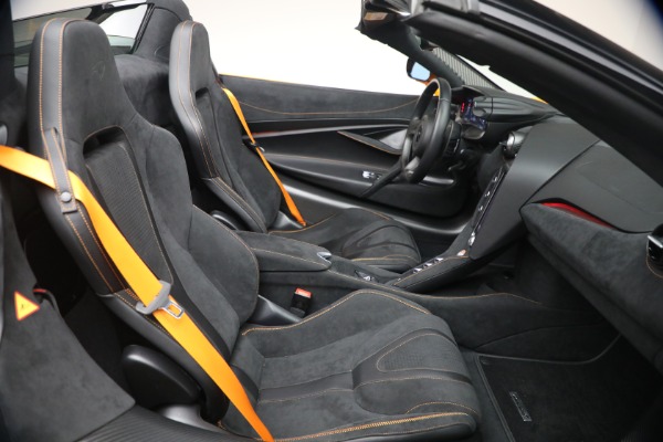 Used 2025 McLaren 750S Spider Performance for sale $369,900 at Alfa Romeo of Westport in Westport CT 06880 25