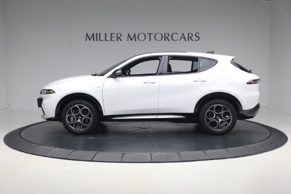 Used 2024 Alfa Romeo Tonale Hybrid Ti for sale $28,900 at Alfa Romeo of Westport in Westport CT 06880 3