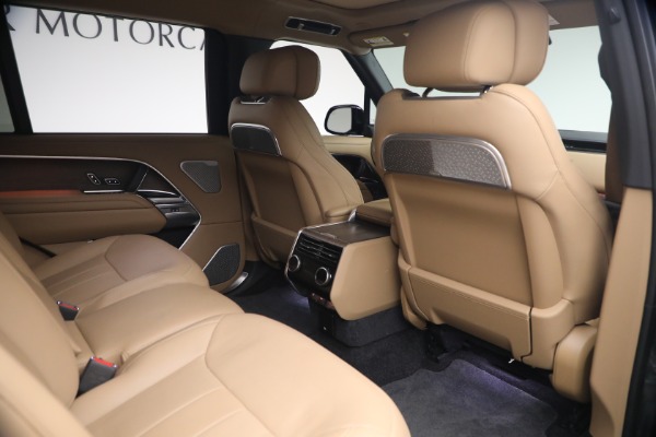 Used 2025 Land Rover Range Rover P530 Autobiography LWB for sale $153,900 at Alfa Romeo of Westport in Westport CT 06880 23
