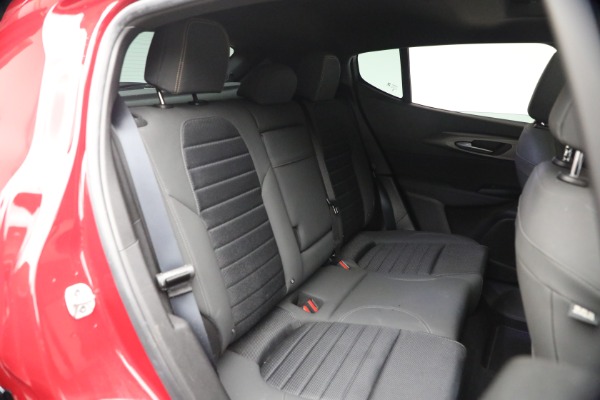 Used 2024 Alfa Romeo Tonale Hybrid Ti for sale $29,900 at Alfa Romeo of Westport in Westport CT 06880 21