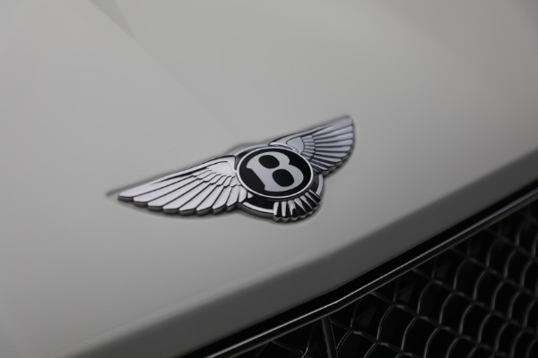 Used 2022 Bentley Bentayga V8 for sale $137,900 at Alfa Romeo of Westport in Westport CT 06880 13