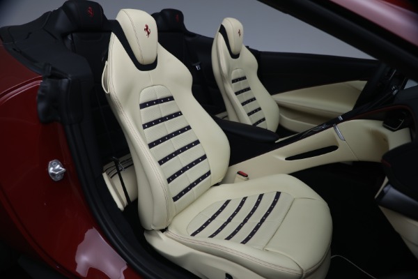 Used 2025 Ferrari Roma Spider for sale $317,900 at Alfa Romeo of Westport in Westport CT 06880 16