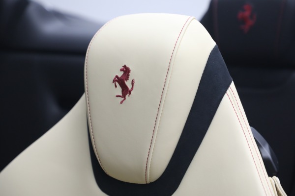 Used 2025 Ferrari Roma Spider for sale $317,900 at Alfa Romeo of Westport in Westport CT 06880 20