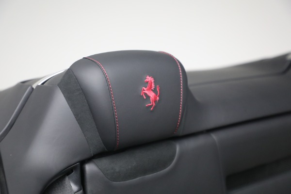 Used 2025 Ferrari Roma Spider for sale $317,900 at Alfa Romeo of Westport in Westport CT 06880 22