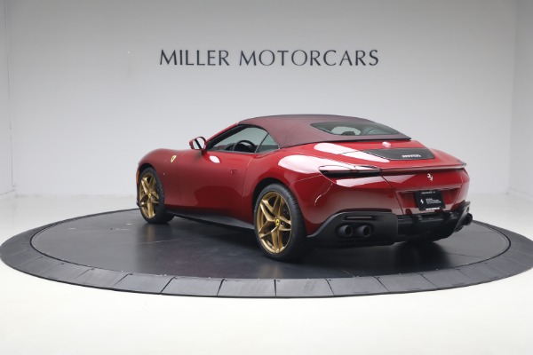 Used 2025 Ferrari Roma Spider for sale $317,900 at Alfa Romeo of Westport in Westport CT 06880 27