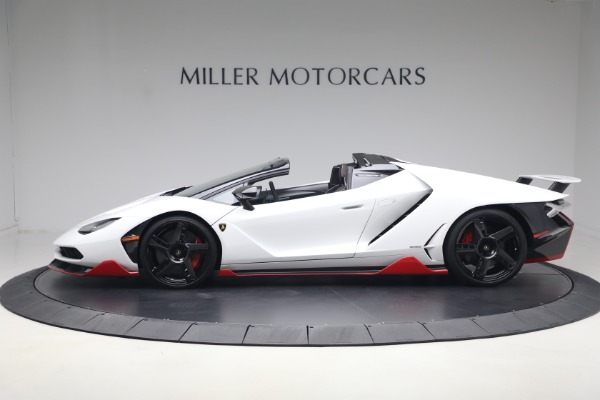 Used 2017 Lamborghini Centenario Roadster for sale $3,995,000 at Alfa Romeo of Westport in Westport CT 06880 7