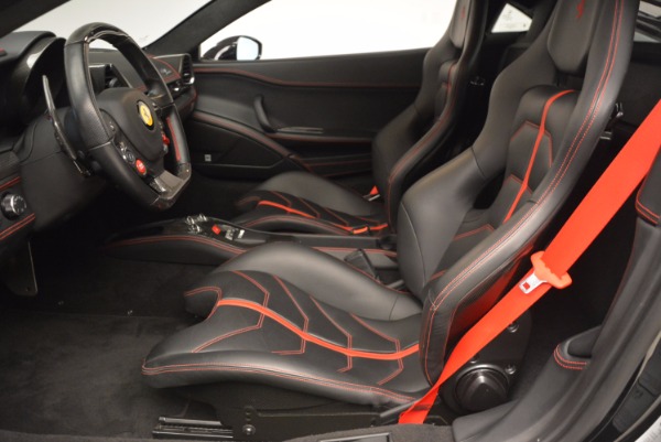 Used 2013 Ferrari 458 Italia for sale Sold at Alfa Romeo of Westport in Westport CT 06880 14