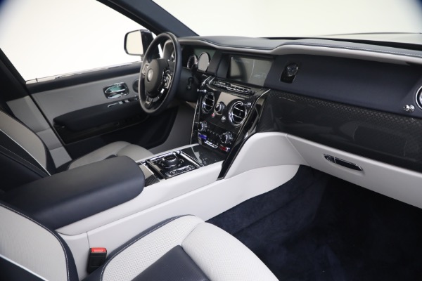 Used 2022 Rolls-Royce Black Badge Cullinan for sale $299,900 at Alfa Romeo of Westport in Westport CT 06880 18
