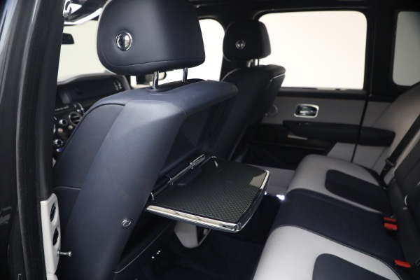 Used 2022 Rolls-Royce Black Badge Cullinan for sale $299,900 at Alfa Romeo of Westport in Westport CT 06880 23