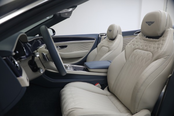 New 2026 Bentley Continental GTC Azure for sale $385,660 at Alfa Romeo of Westport in Westport CT 06880 25