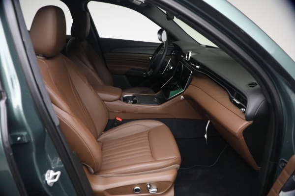New 2026 Maserati Grecale Modena V6 for sale $97,295 at Alfa Romeo of Westport in Westport CT 06880 19