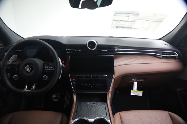 New 2026 Maserati Grecale Modena V6 for sale $97,295 at Alfa Romeo of Westport in Westport CT 06880 22