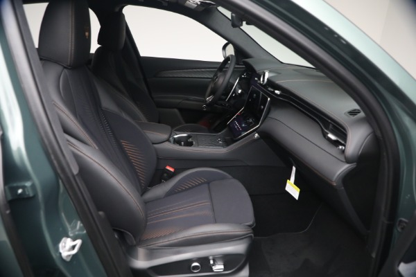 New 2026 Maserati Grecale Modena V6 for sale $96,825 at Alfa Romeo of Westport in Westport CT 06880 16