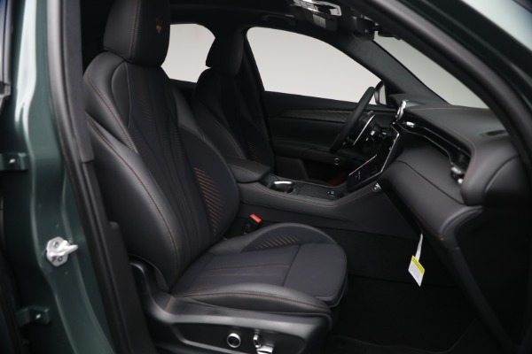 New 2026 Maserati Grecale Modena V6 for sale $96,825 at Alfa Romeo of Westport in Westport CT 06880 17