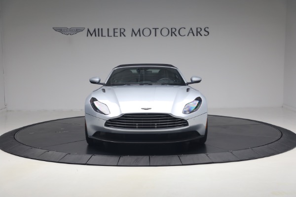 Used 2019 Aston Martin DB11 Volante for sale $105,900 at Alfa Romeo of Westport in Westport CT 06880 24