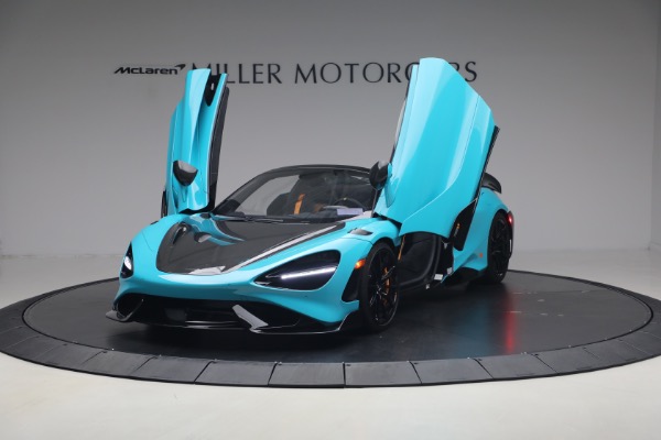 Used 2022 McLaren 765LT Spider for sale $599,900 at Alfa Romeo of Westport in Westport CT 06880 14