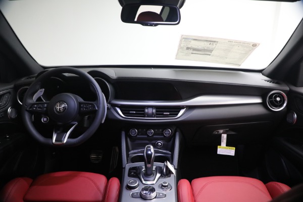 New 2026 Alfa Romeo Stelvio Veloce for sale $62,715 at Alfa Romeo of Westport in Westport CT 06880 21