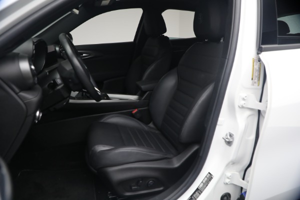 Used 2024 Alfa Romeo Tonale Hybrid Ti for sale $26,900 at Alfa Romeo of Westport in Westport CT 06880 15