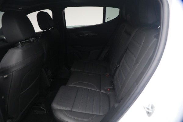 Used 2024 Alfa Romeo Tonale Hybrid Ti for sale $26,900 at Alfa Romeo of Westport in Westport CT 06880 21