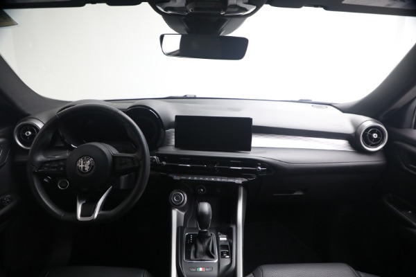 Used 2024 Alfa Romeo Tonale Hybrid Ti for sale $26,900 at Alfa Romeo of Westport in Westport CT 06880 22