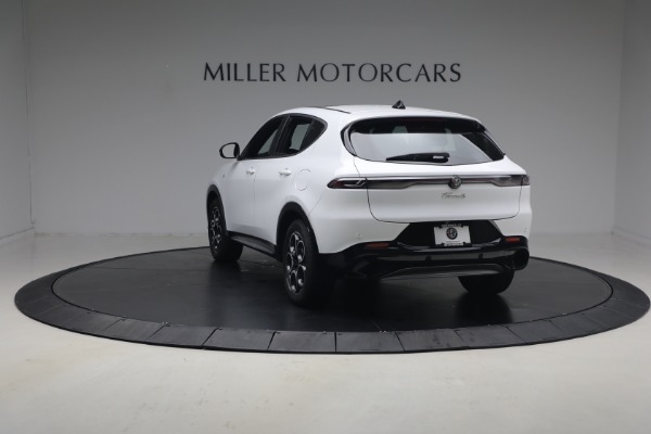 Used 2024 Alfa Romeo Tonale Hybrid Ti for sale $26,900 at Alfa Romeo of Westport in Westport CT 06880 4