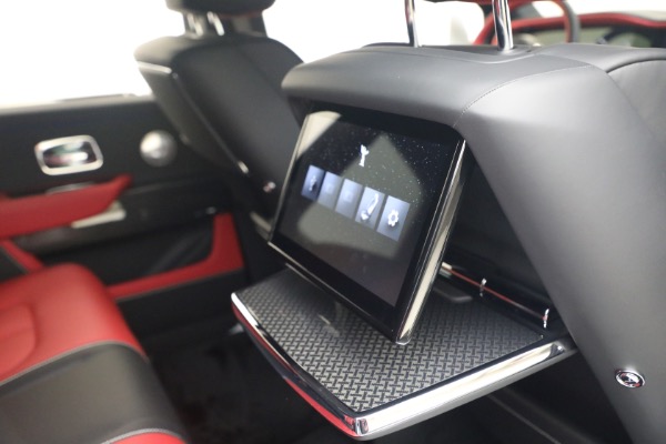 New 2027 Rolls-Royce Black Badge Cullinan for sale $588,050 at Alfa Romeo of Westport in Westport CT 06880 25