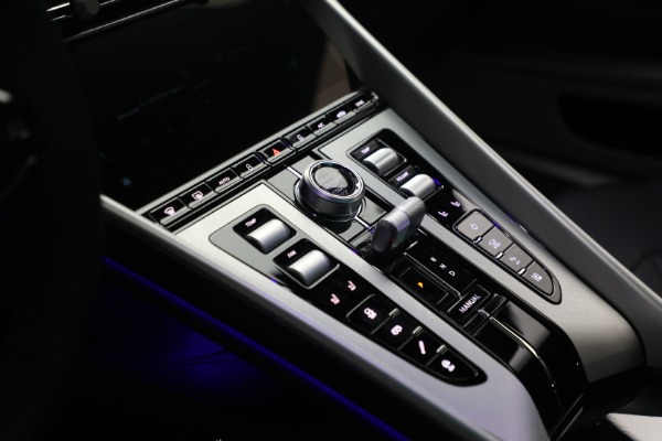 New 2026 Aston Martin DB12 S for sale $344,900 at Alfa Romeo of Westport in Westport CT 06880 25