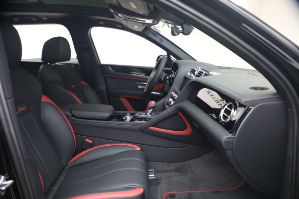 New 2026 Bentley Bentayga Speed V8 for sale $334,815 at Alfa Romeo of Westport in Westport CT 06880 23