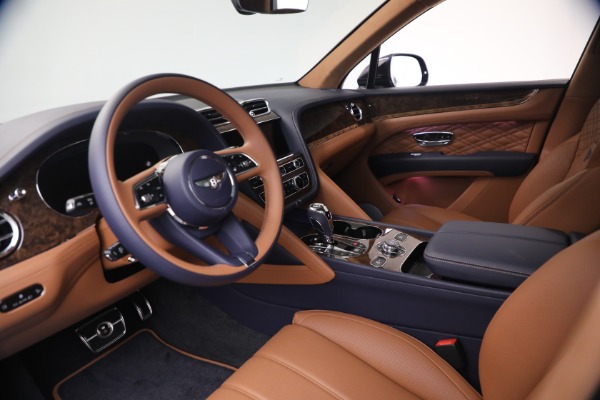 New 2026 Bentley Bentayga Azure V8 for sale $291,615 at Alfa Romeo of Westport in Westport CT 06880 15