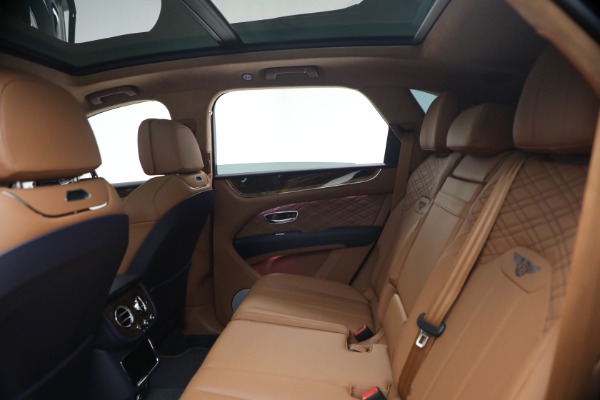 New 2026 Bentley Bentayga Azure V8 for sale $291,615 at Alfa Romeo of Westport in Westport CT 06880 19