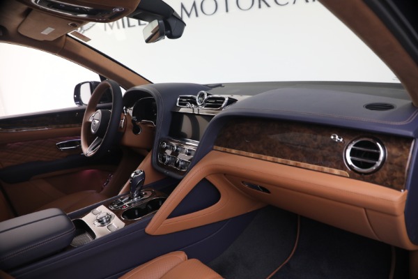 New 2026 Bentley Bentayga Azure V8 for sale $291,615 at Alfa Romeo of Westport in Westport CT 06880 22
