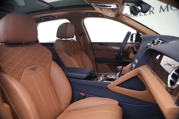 New 2026 Bentley Bentayga Azure V8 for sale $291,615 at Alfa Romeo of Westport in Westport CT 06880 24