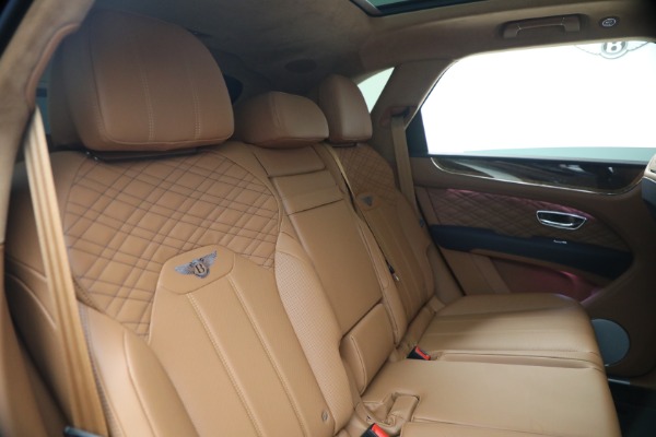 New 2026 Bentley Bentayga Azure V8 for sale $291,615 at Alfa Romeo of Westport in Westport CT 06880 27