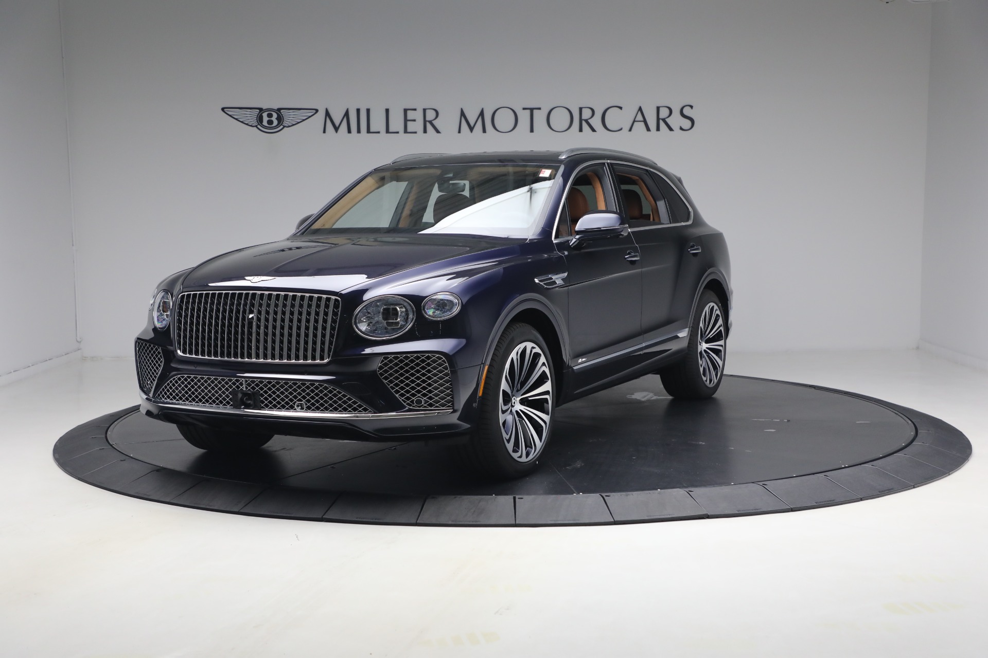 New 2026 Bentley Bentayga Azure V8 for sale $291,615 at Alfa Romeo of Westport in Westport CT 06880 1