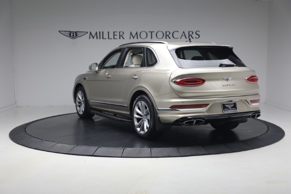 Used 2021 Bentley Bentayga V8 for sale $119,900 at Alfa Romeo of Westport in Westport CT 06880 5
