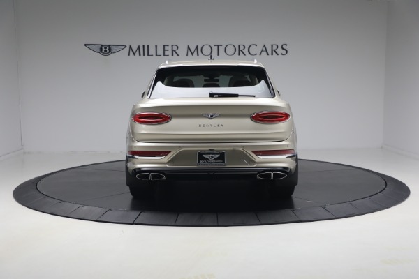 Used 2021 Bentley Bentayga V8 for sale $119,900 at Alfa Romeo of Westport in Westport CT 06880 6