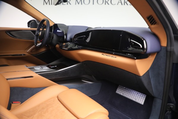 Used 2025 Ferrari Purosangue for sale $545,900 at Alfa Romeo of Westport in Westport CT 06880 18
