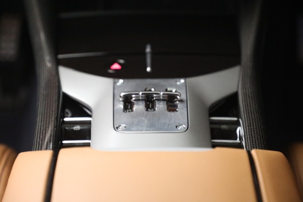 Used 2025 Ferrari Purosangue for sale $545,900 at Alfa Romeo of Westport in Westport CT 06880 24