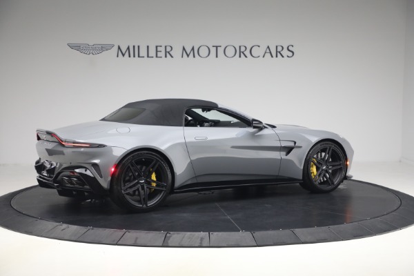 New 2026 Aston Martin Vantage Roadster for sale $263,400 at Alfa Romeo of Westport in Westport CT 06880 20