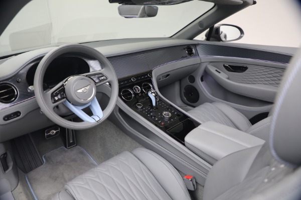 New 2026 Bentley Continental GTC Azure for sale $398,900 at Alfa Romeo of Westport in Westport CT 06880 23