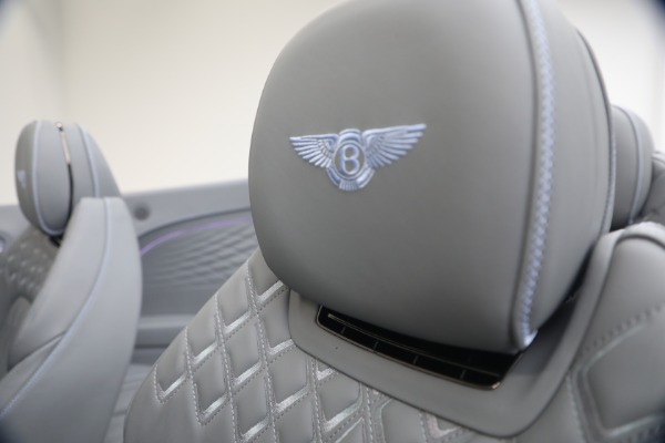 New 2026 Bentley Continental GTC Azure for sale $398,900 at Alfa Romeo of Westport in Westport CT 06880 26